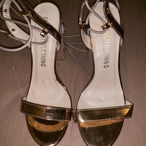 Chic flower heels